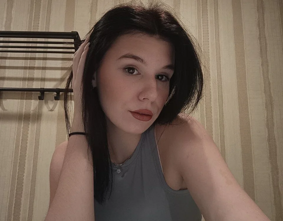 AlodieBolyard Offline XXX-Chat