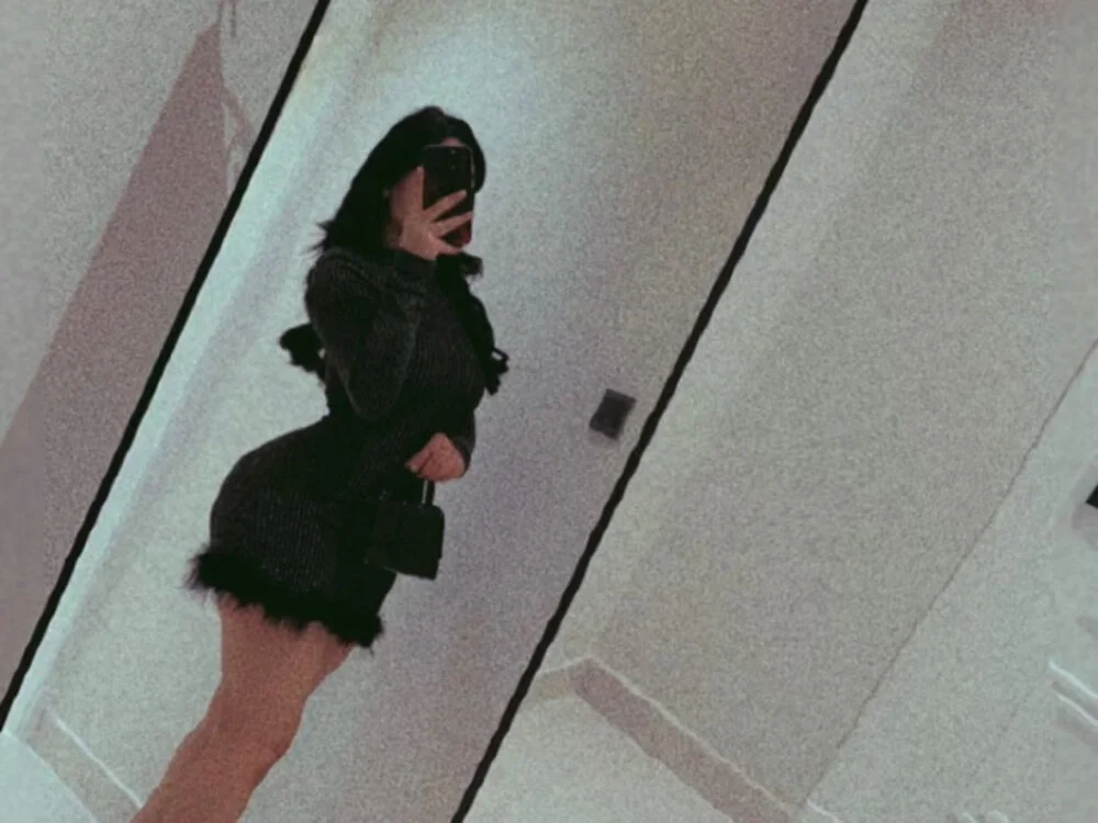 Blair100 Adlı Modelin Çevrimdışı XXX Sohbeti