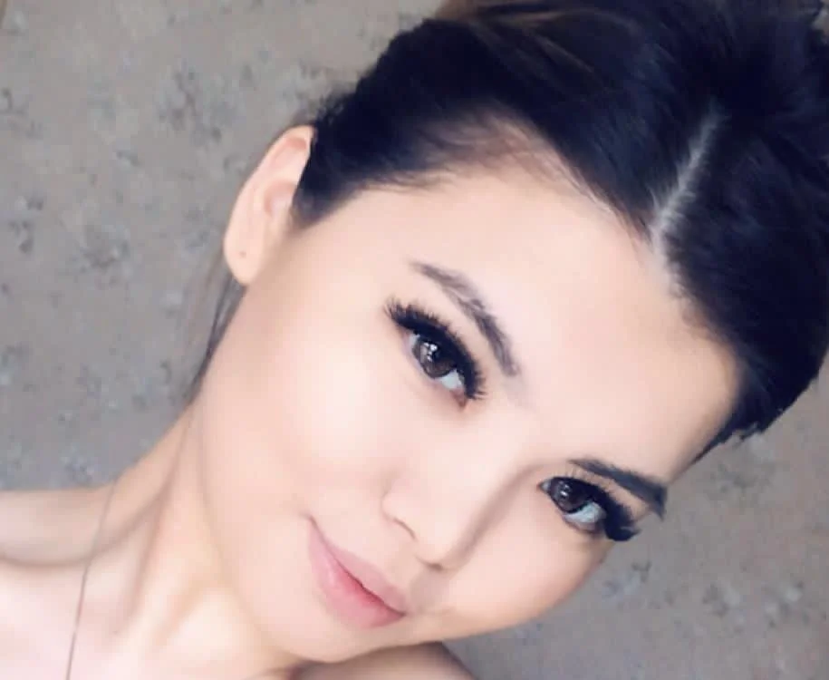 ChocolateElise's Offline Chat Room