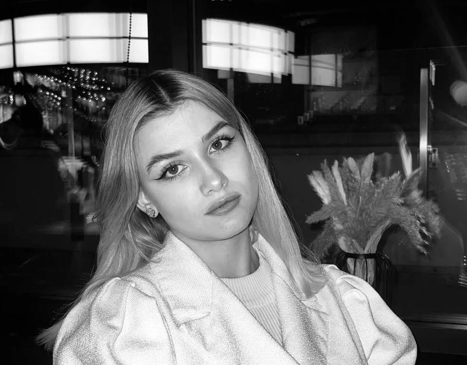แชท XXX ออฟไลน์ของ KaylaDonar