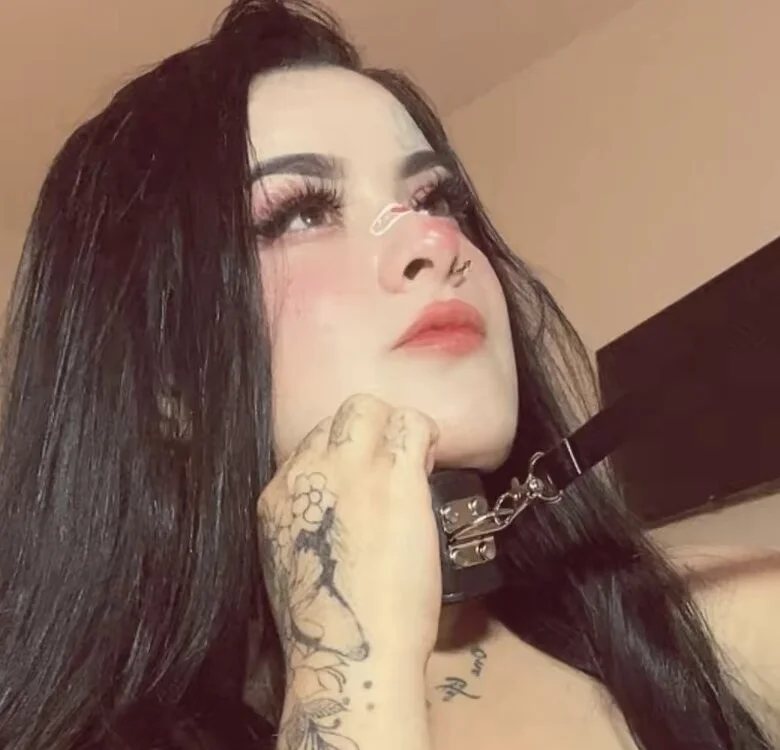 Danaeliza's Offline XXX Chat