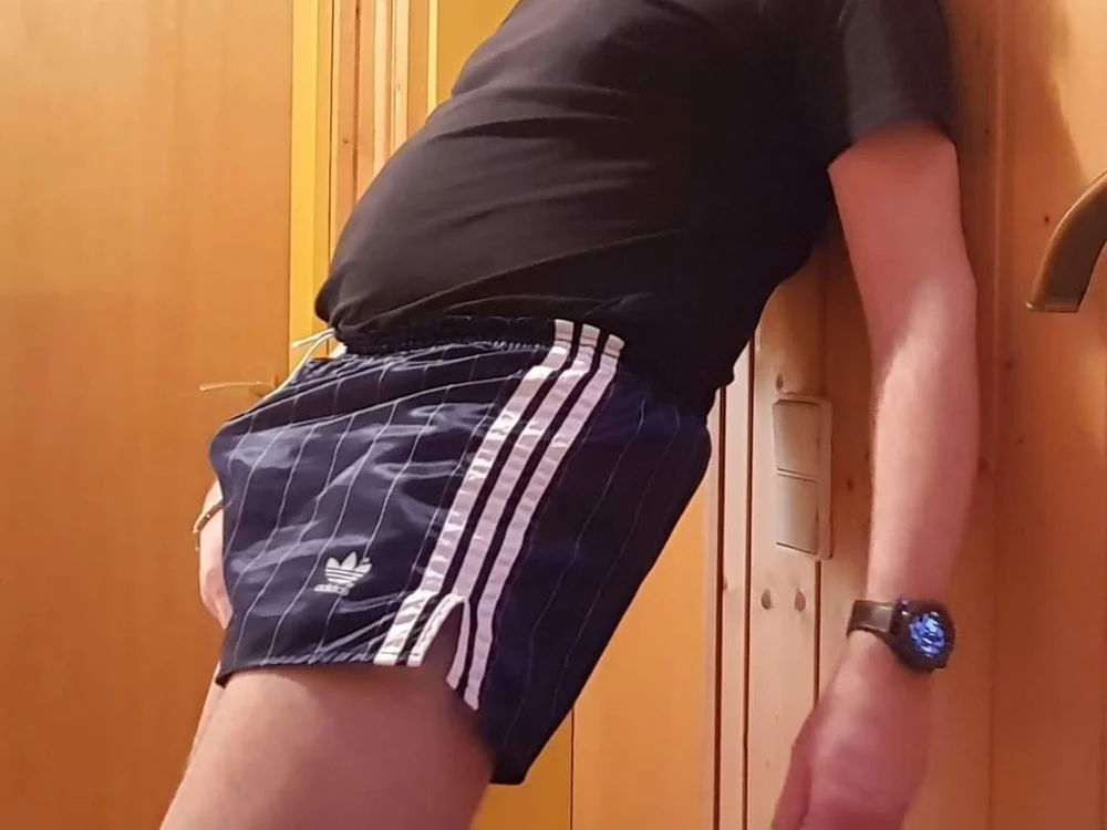 Offline chatovací místnost adidas_boy