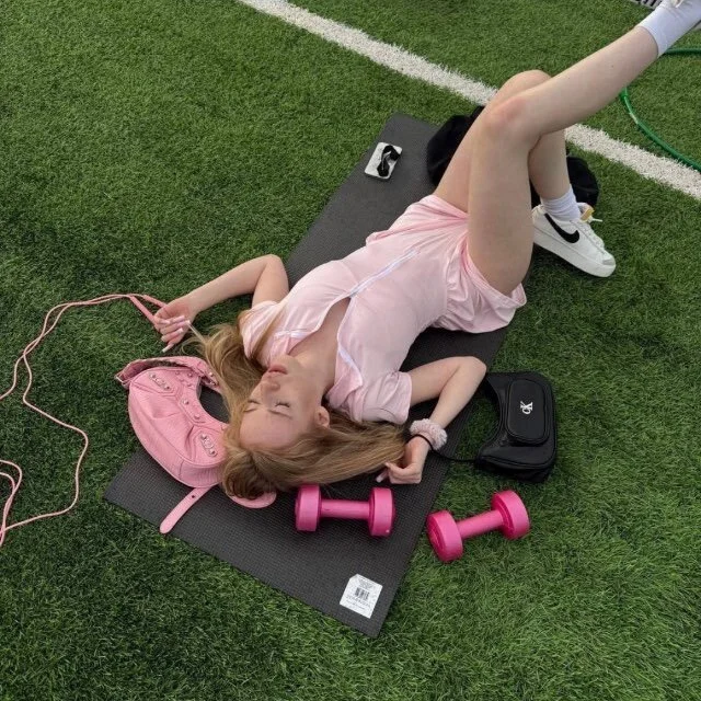 Between_Eeys Chat XXX in diretta