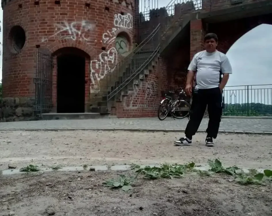 Tibisor71 offline XXX-chatje