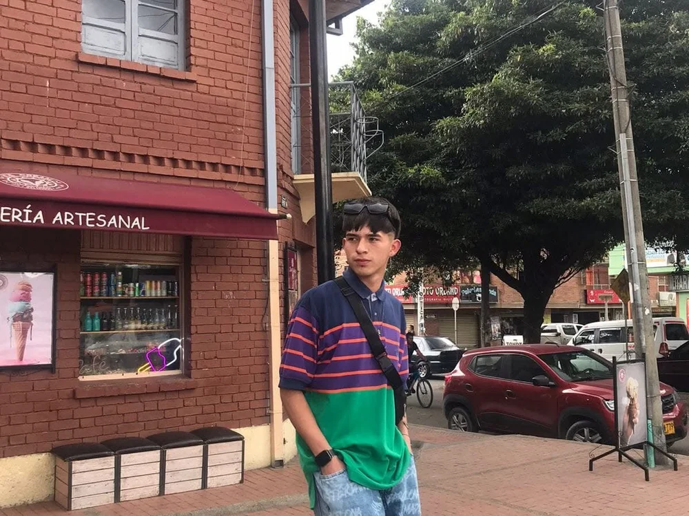 chico_vrgn offline chatrum