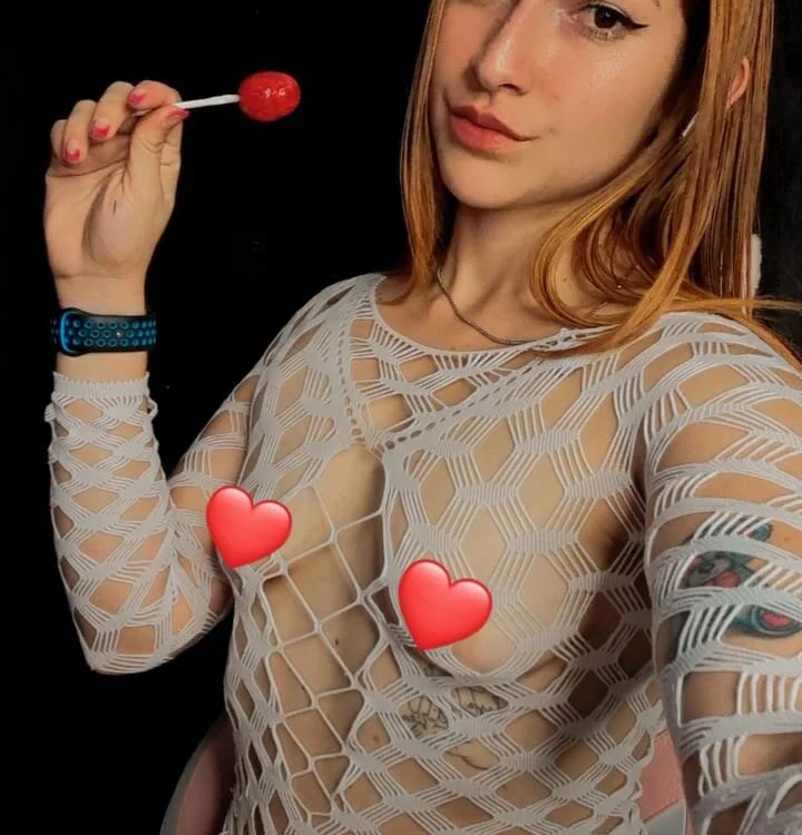 AriannaLopez_ offline chatrum