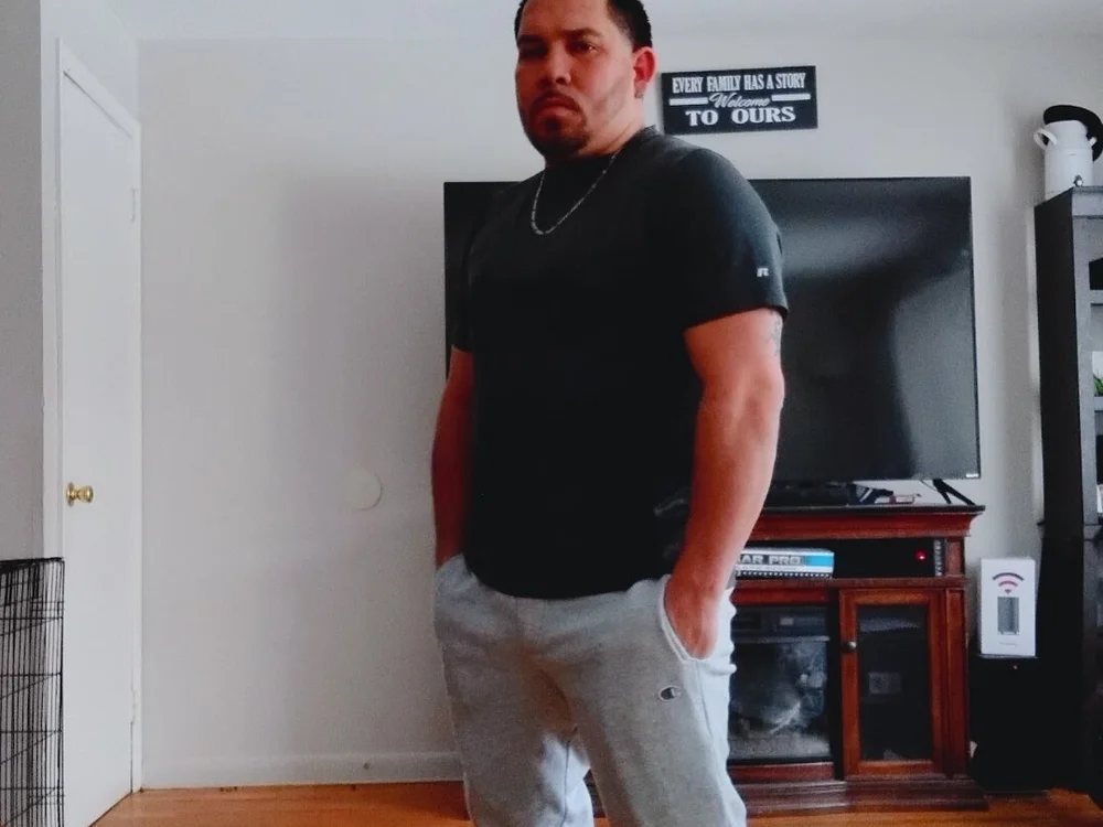 ELDUROPR69's Offline Chat Room