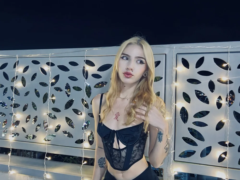 emily_pons's most recent online preview