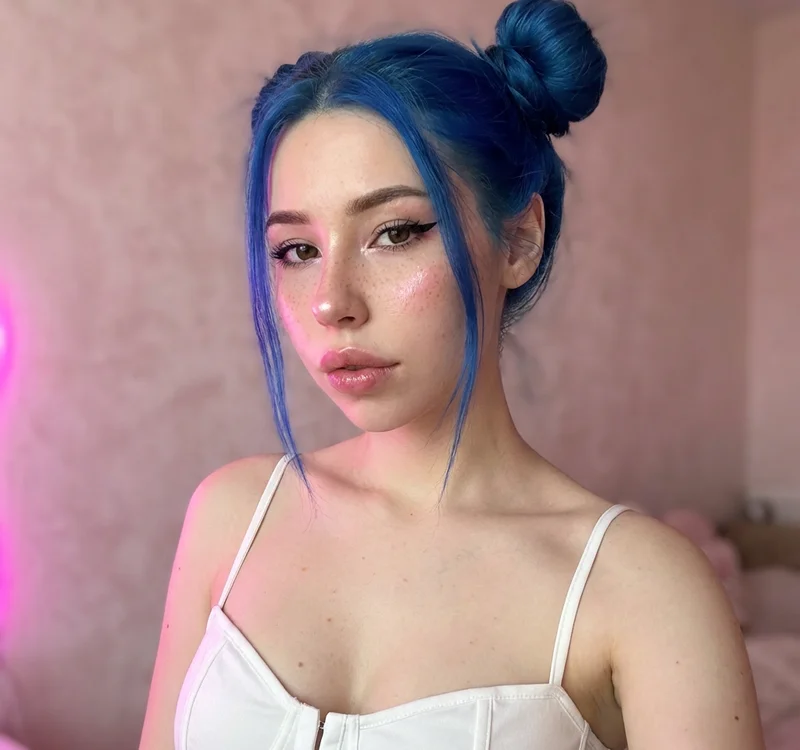 LadyAlis' Offline Chat Room