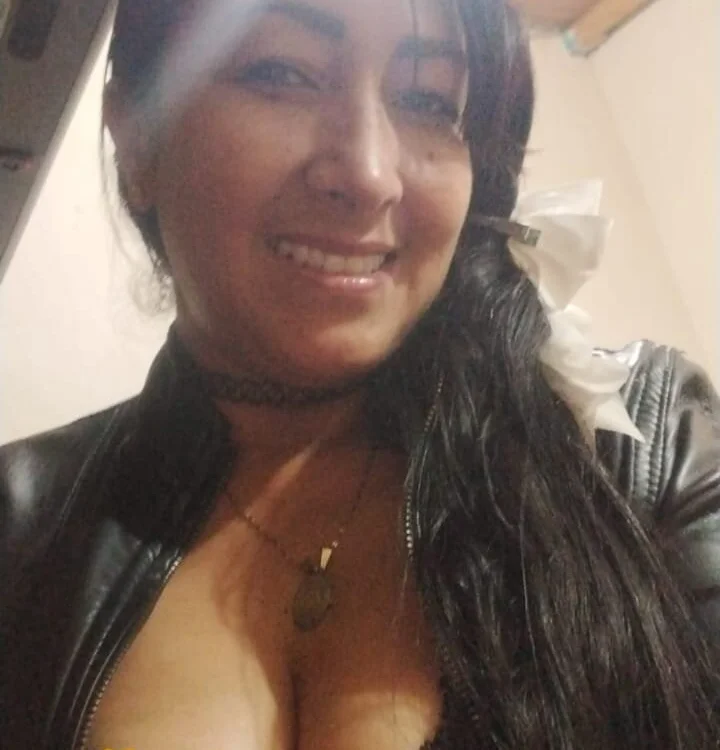 CHantal_33's Offline XXX Chat