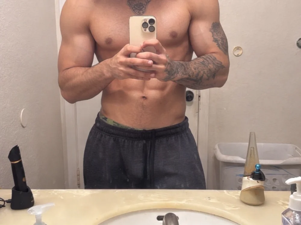 jojoru23 Offline XXX Chat