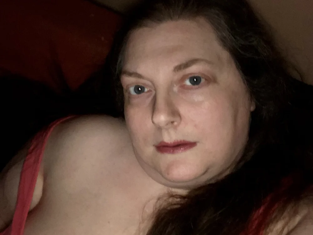 GoddessEnfys' Offline Chat Room