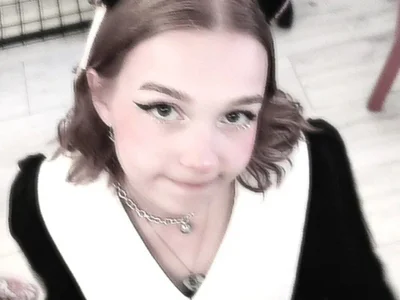 Chat +18 off-line de -teenytiny-