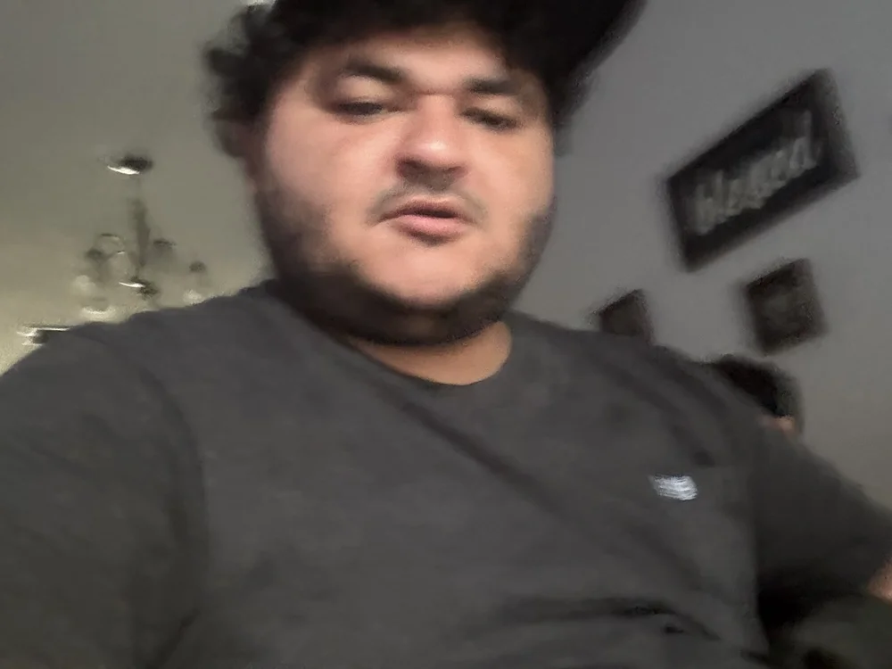 Almigthygt's Offline Chat Room