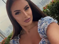 AlmaLuv Obrolan Langsung XXX