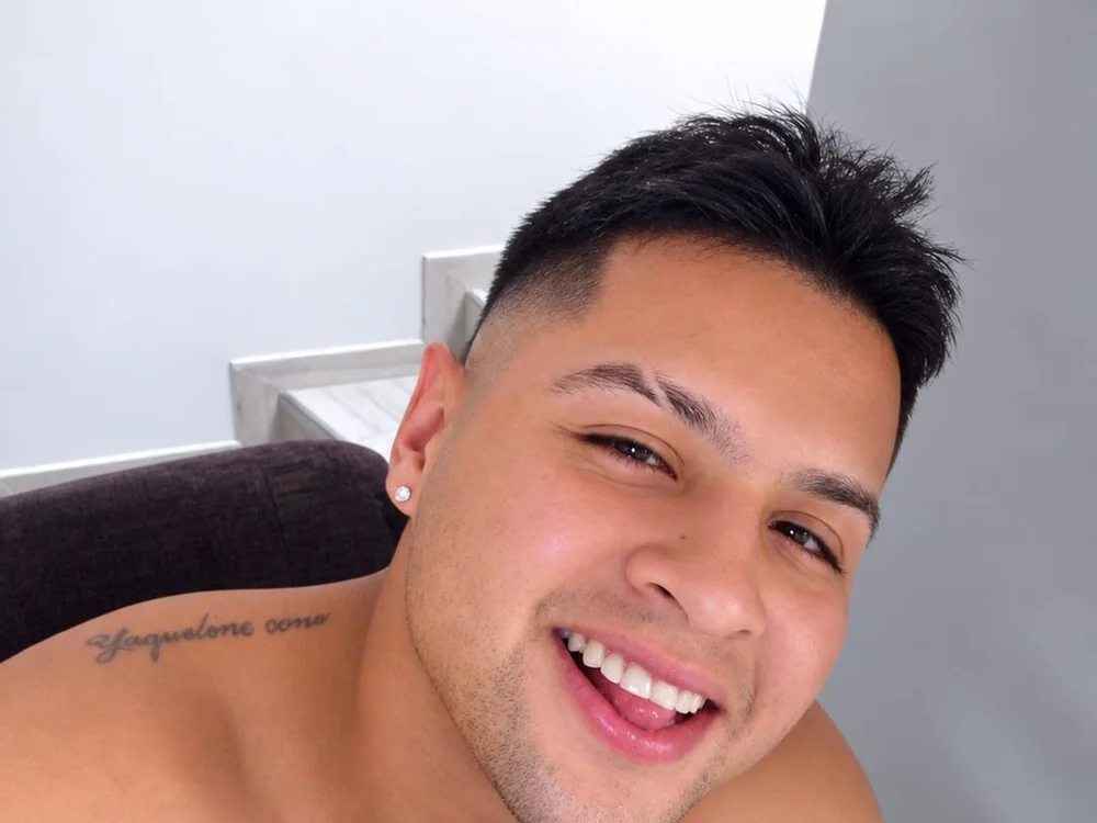 Chatroom XXX hors ligne de Angel_Knox
