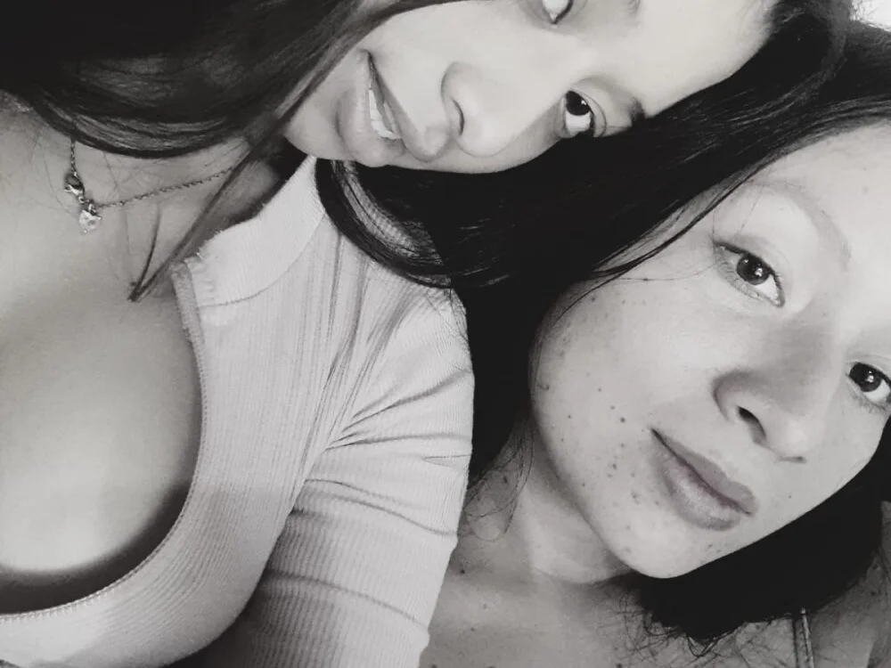 Chatroom XXX hors ligne de Hannas_Skinny_pm