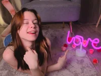 XXX chat uživo modela TiannaBorlace