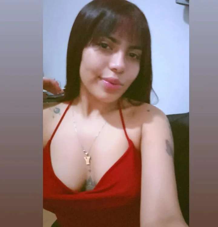 Blue_Jazmin Offline XXX-Chat