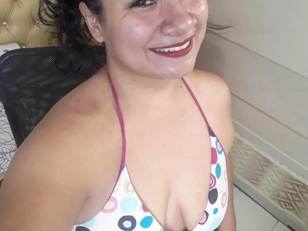 Bilik Sembang Luar Talian Chantal_milf