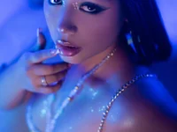 ShaniaDaniels's webcam live show