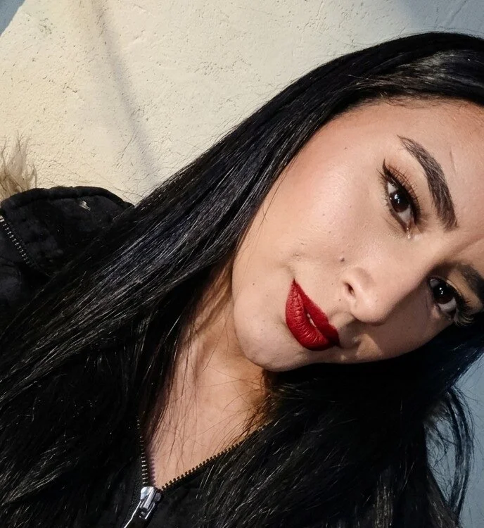 Luzeli10: συνομιλία ΧΧΧ εκτός σύνδεσης