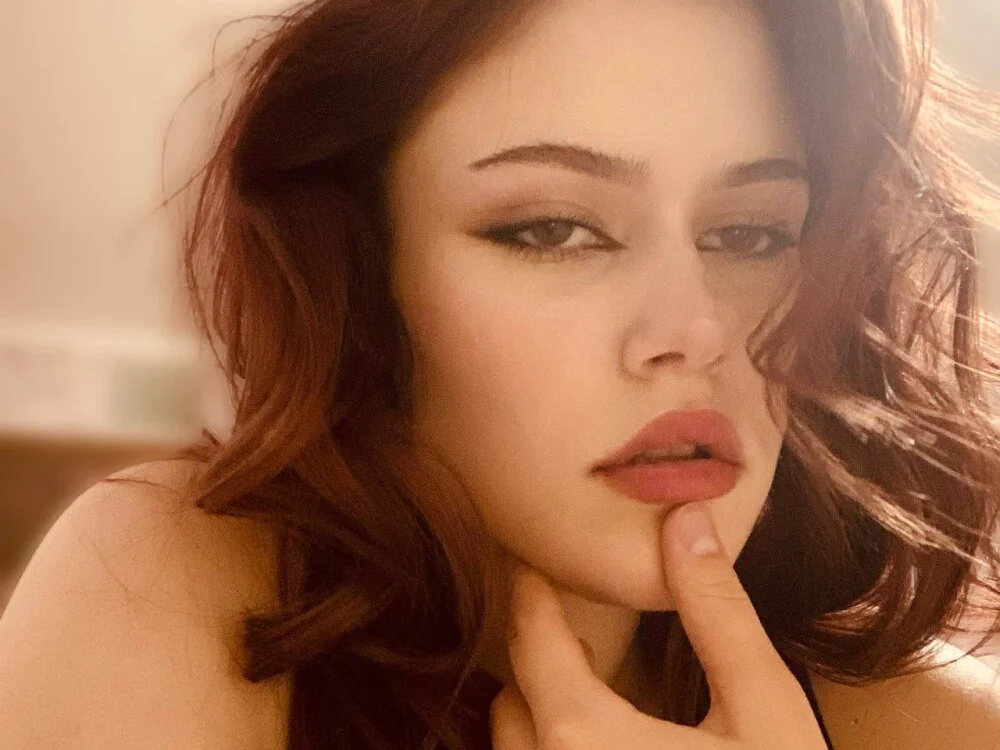 Alice_Wyliee Adlı Modelin Çevrimdışı XXX Sohbeti