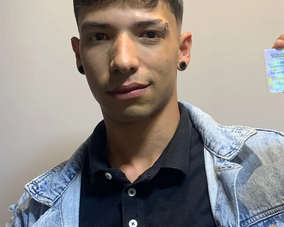 ApolooLee's Offline Chat Room