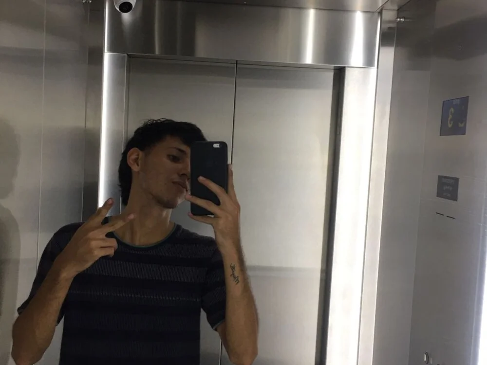 thebrusser's Offline XXX Chat