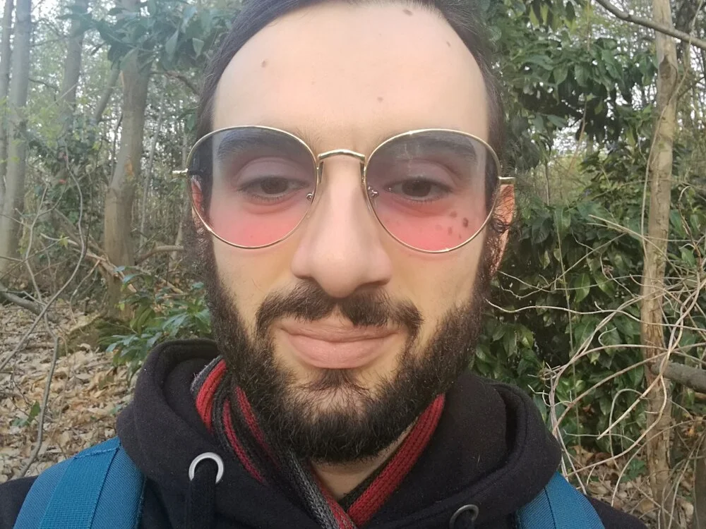 Elias_la_salace: συνομιλία ΧΧΧ εκτός σύνδεσης