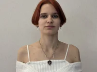 HyeOuthouse's webcam live show