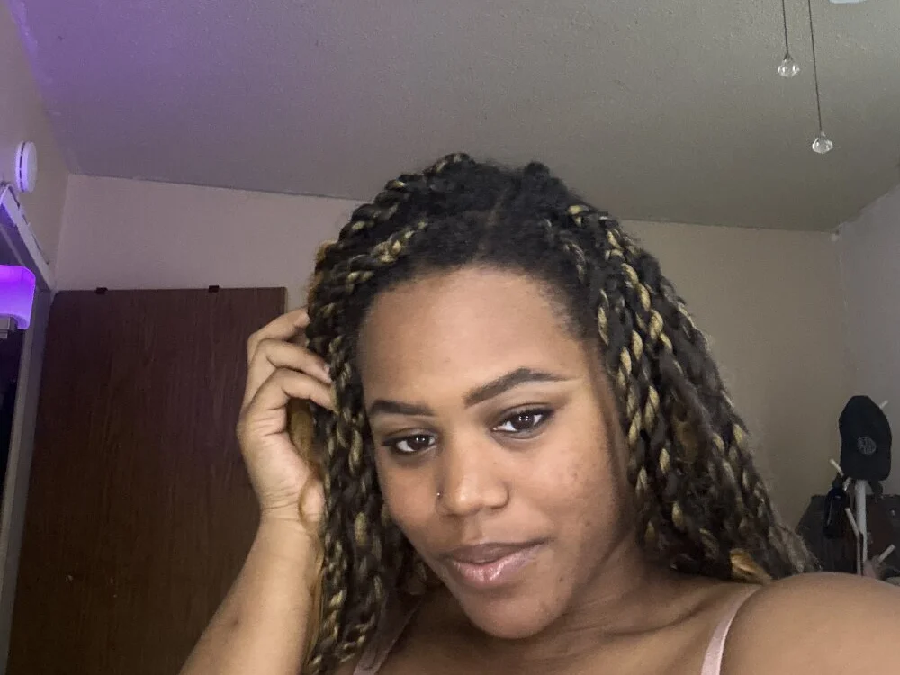 abracadabra2301's Offline XXX Chat