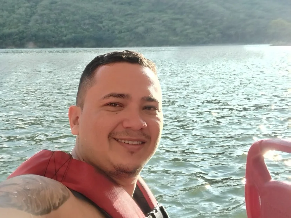 Daniel1016h: συνομιλία ΧΧΧ εκτός σύνδεσης