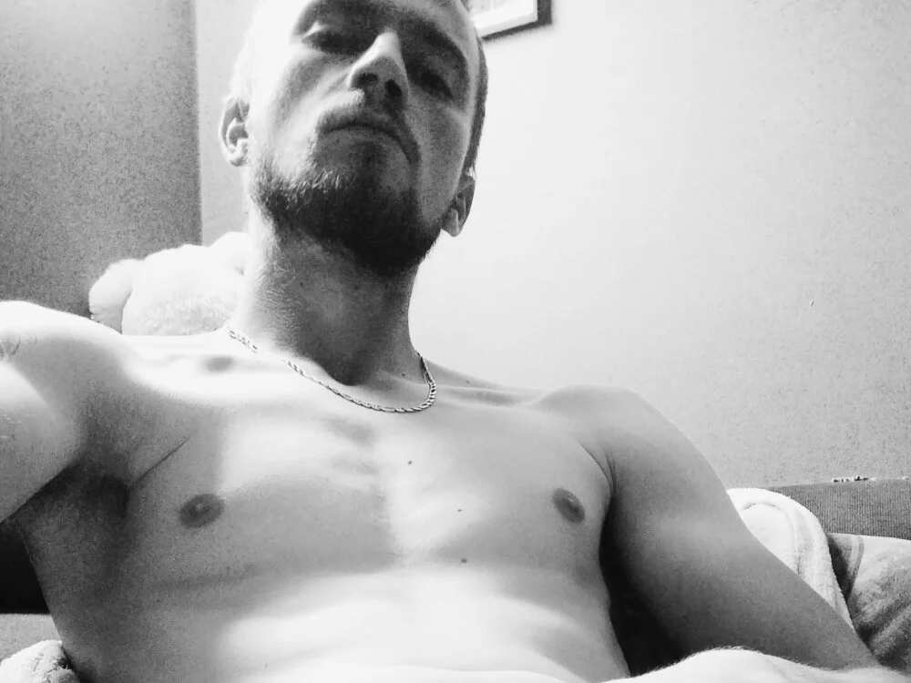 wariacik0024 offline XXX-chatje