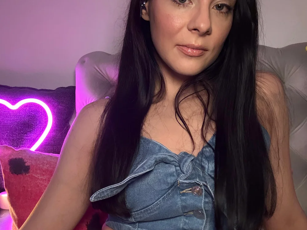 -Viktoria's Offline XXX Chat