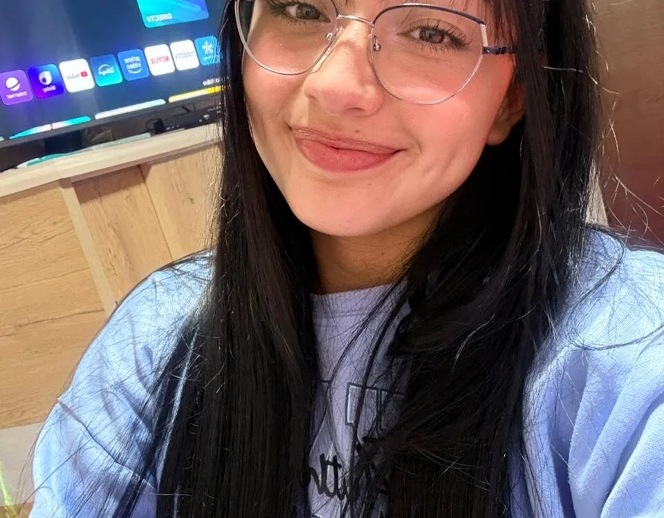 _Mia_kiss_: офлайн-секс-чат