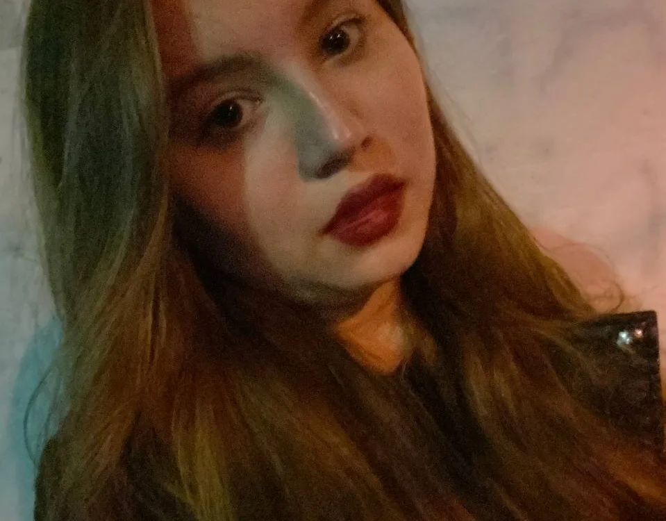 Offline XXX chat modela IdinaSweet