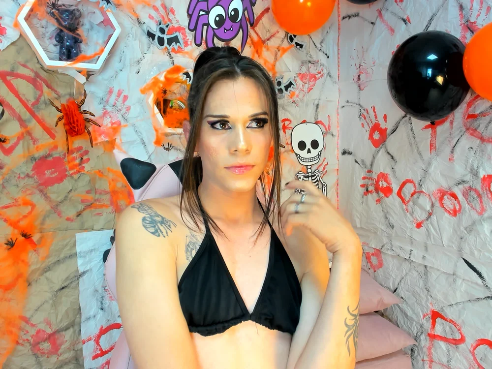 keily_karter's Offline XXX Chat