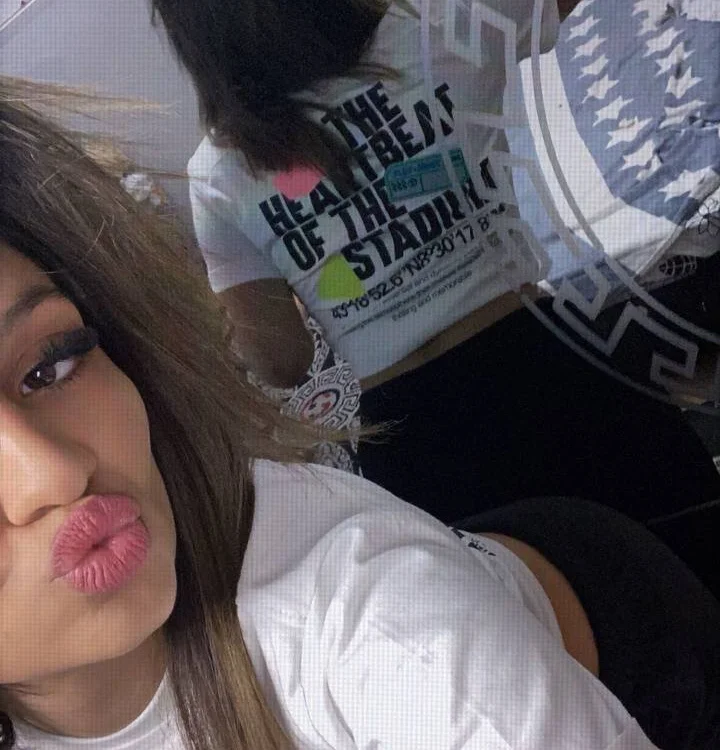 CuttieInnocent's Offline XXX Chat