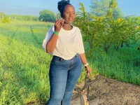 Model ThickCurvyMamasita