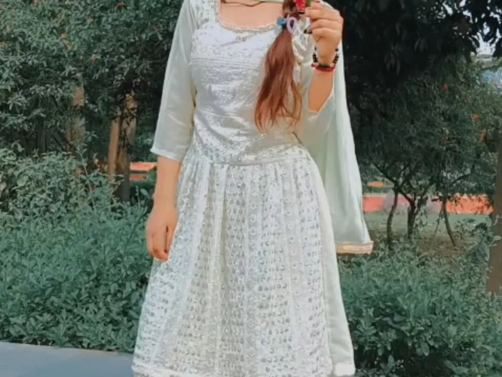 sexy_janu99's Offline XXX Chat