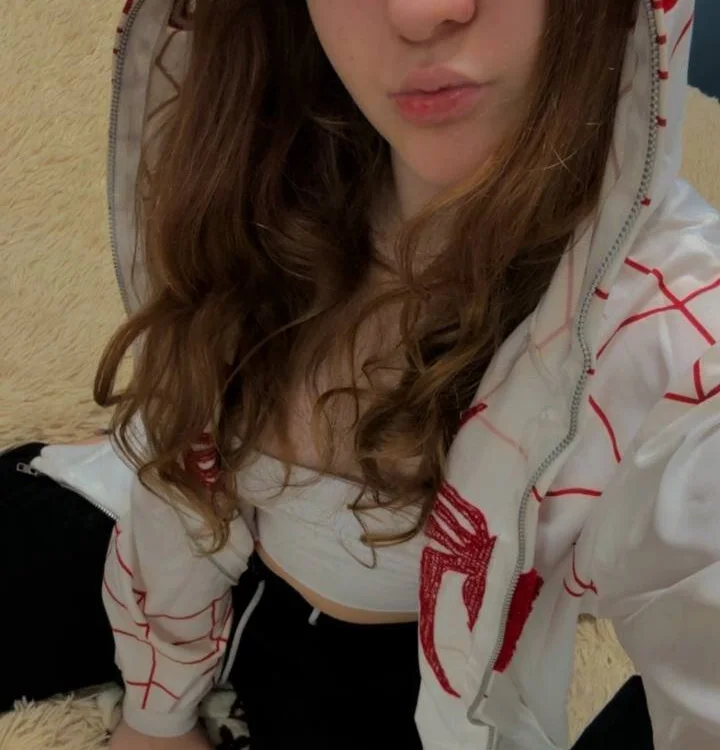 BirgitKamaln Offline XXX chat