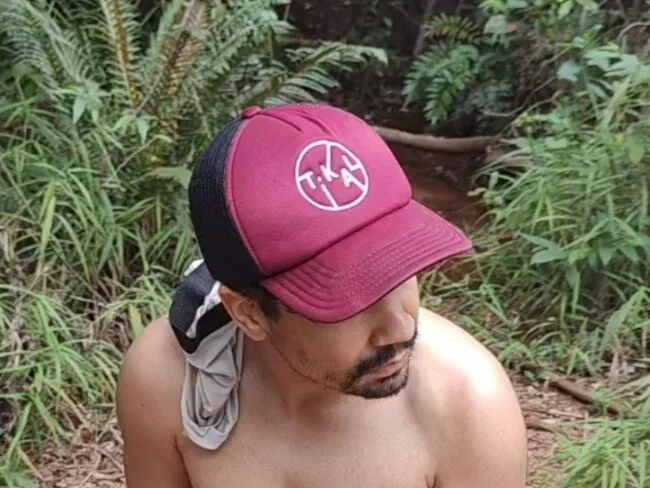 JhonBhz Offline XXX Chat