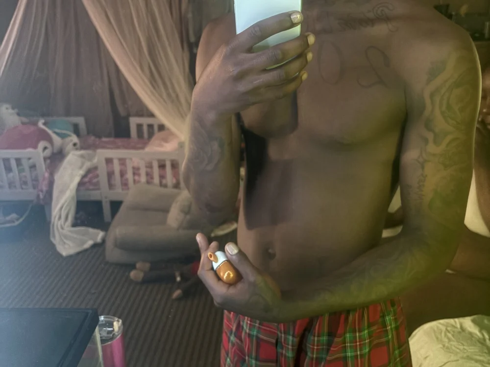 deviniscool12's Offline XXX Chat