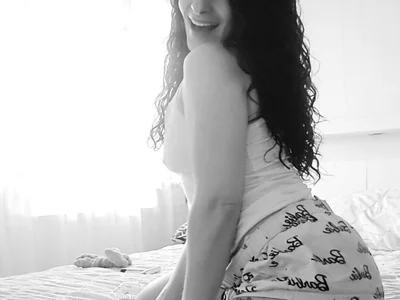 YourGirlNextDoor69