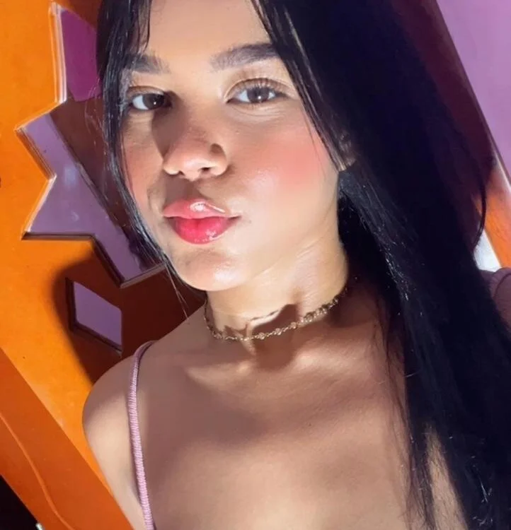 _julieta_18_ offline chatrum
