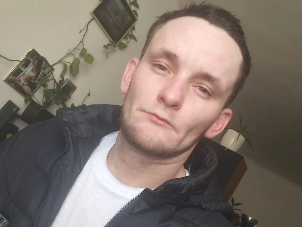 Honnzik11 Adlı Modelin Çevrimdışı XXX Sohbeti