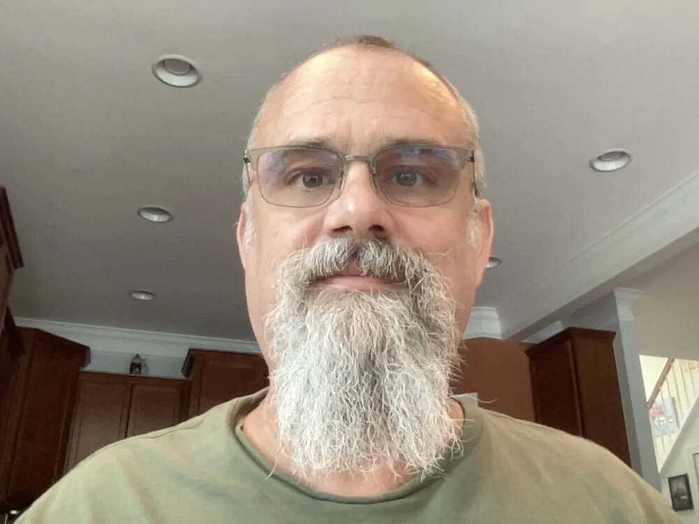 BigManCandy: συνομιλία ΧΧΧ εκτός σύνδεσης