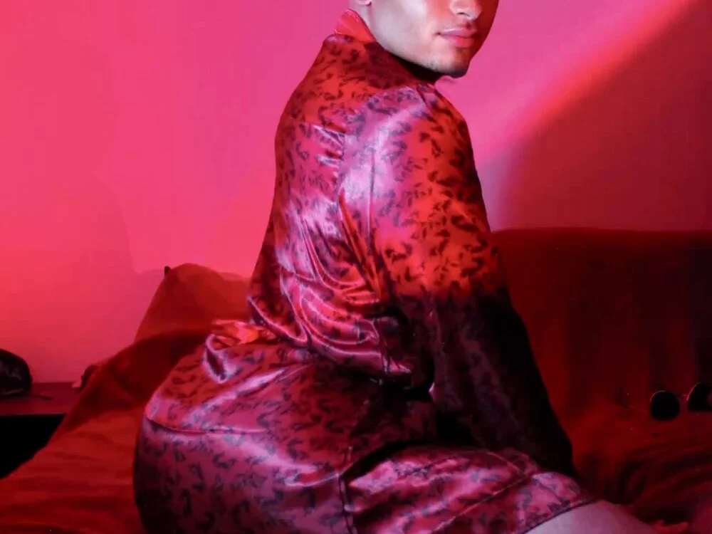 itsfrankanthony: συνομιλία ΧΧΧ εκτός σύνδεσης