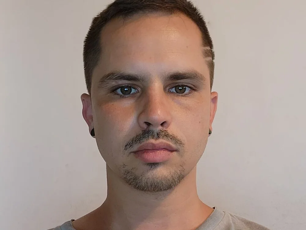 skibidibomba Chat XXX offline